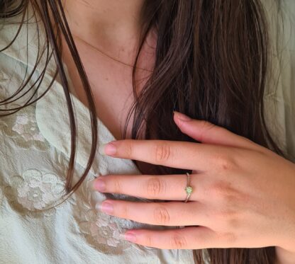 Wearing jemagic peridot ring with green shirt